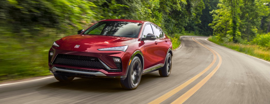 2024 Buick Envista ST Exterior Driver Side Front Angle