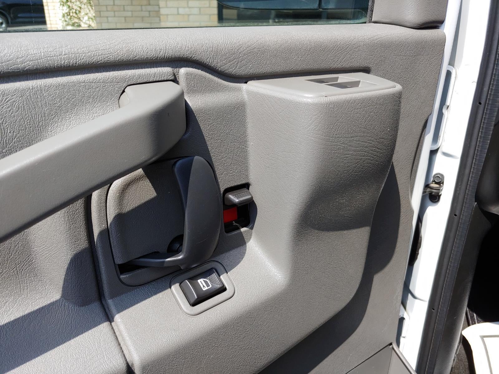 2017 Chevrolet Express Passenger 3500 LT