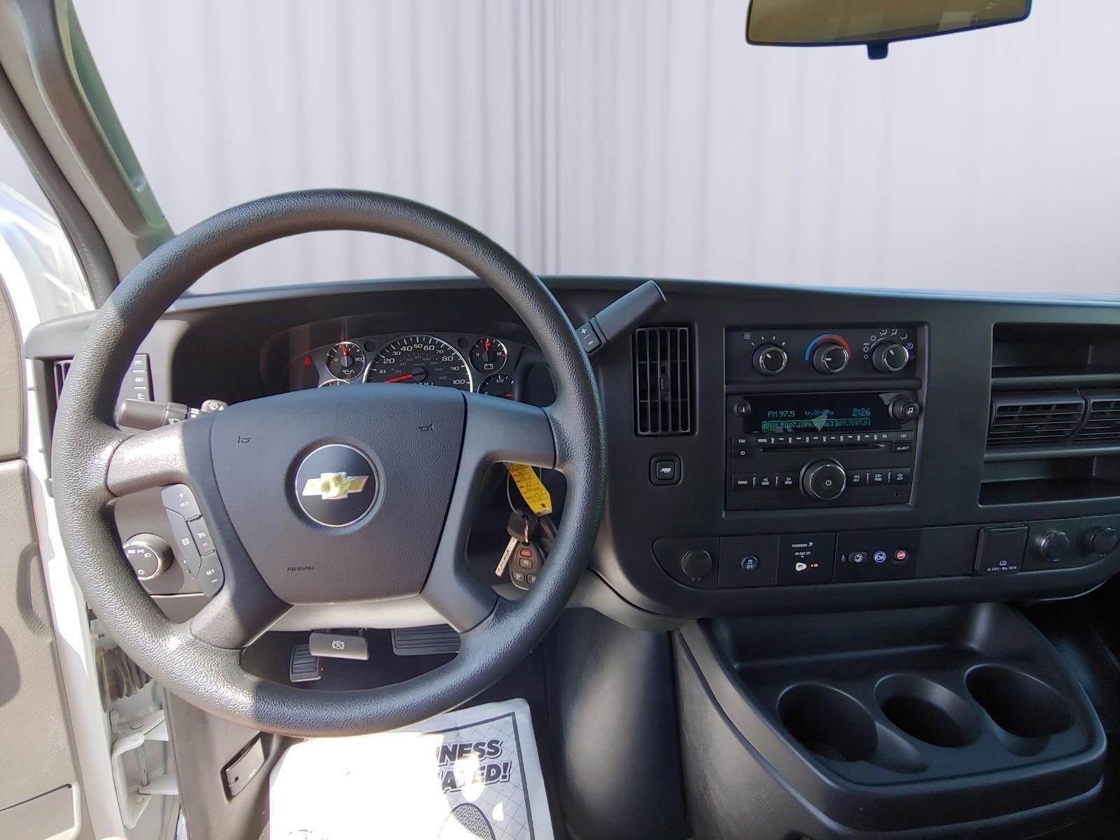 2017 Chevrolet Express Passenger 3500 LT