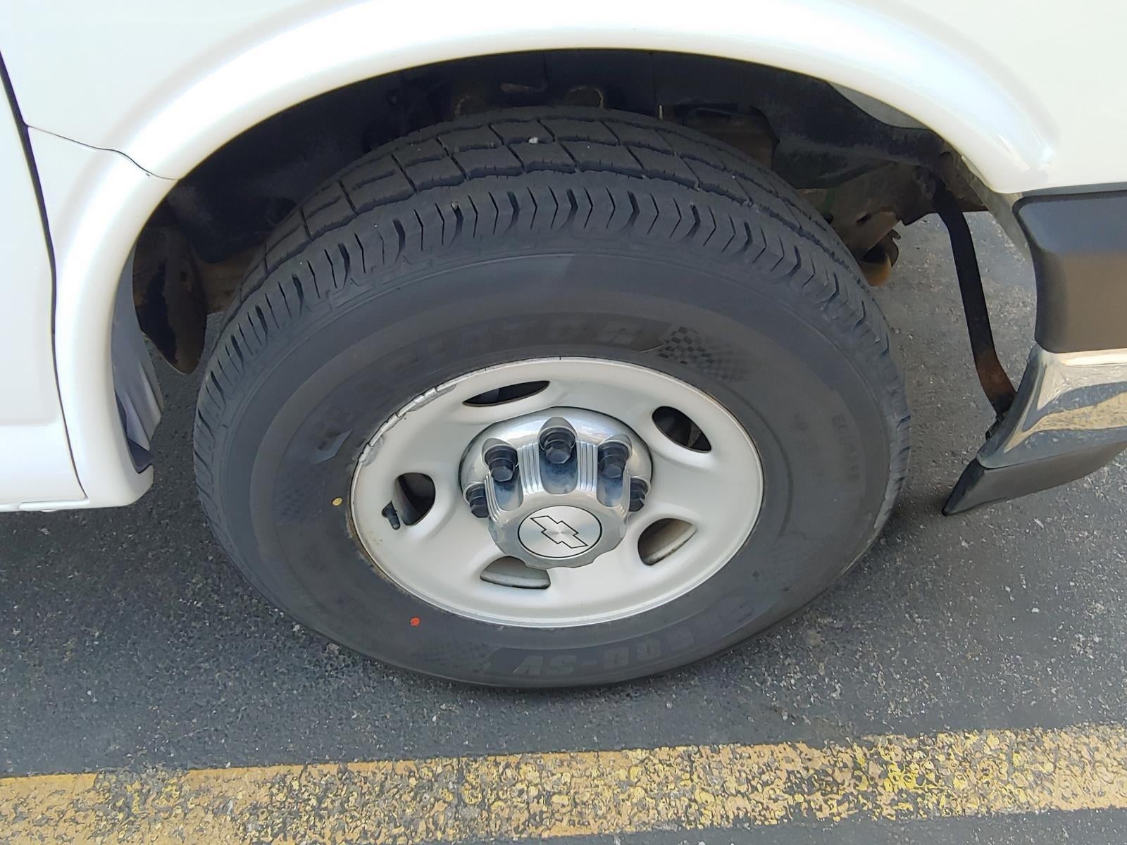 2017 Chevrolet Express Passenger 3500 LT