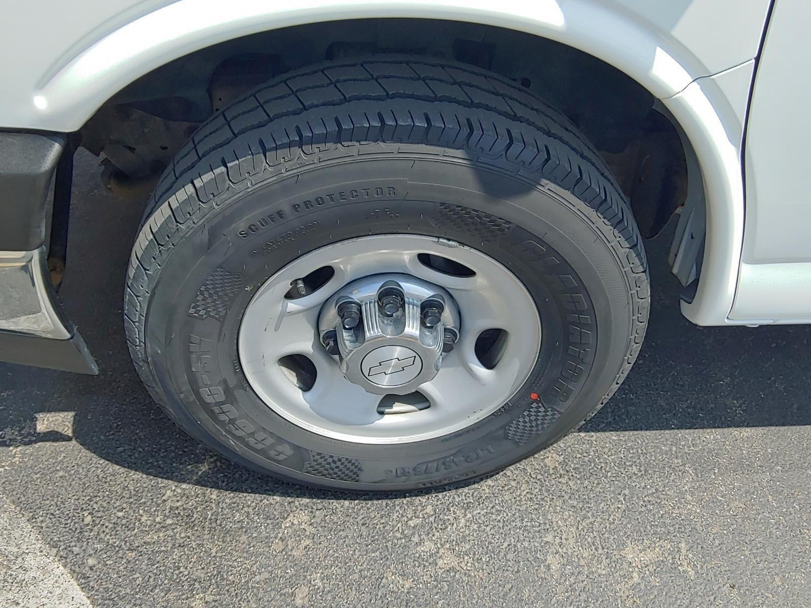 2017 Chevrolet Express Passenger 3500 LT