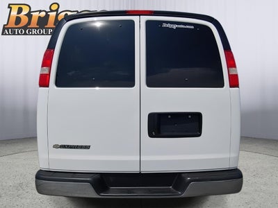 2017 Chevrolet Express Passenger 3500 LT