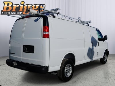 2025 Chevrolet Express Cargo WT