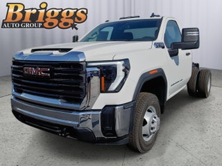 2026 GMC Sierra 3500 HD Chassis Cab Pro