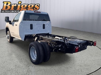 2026 GMC Sierra 3500 HD Chassis Cab Pro