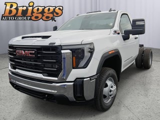 2026 GMC Sierra 3500 HD Chassis Cab Pro