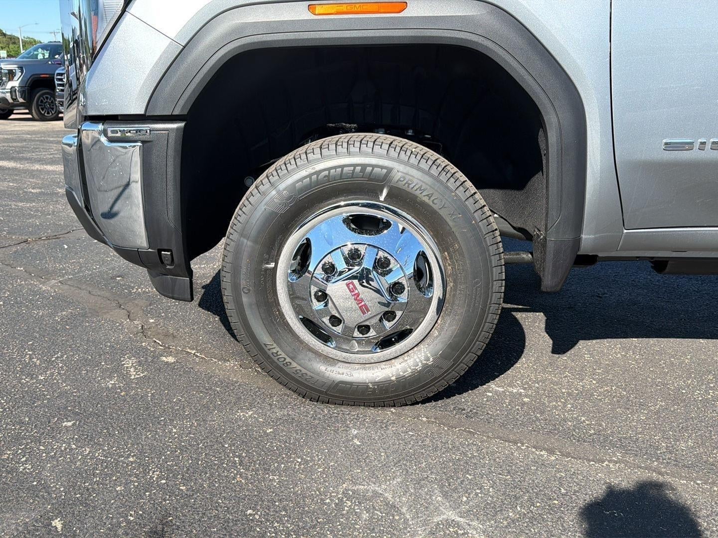 2026 GMC Sierra 3500 HD Chassis Cab SLE