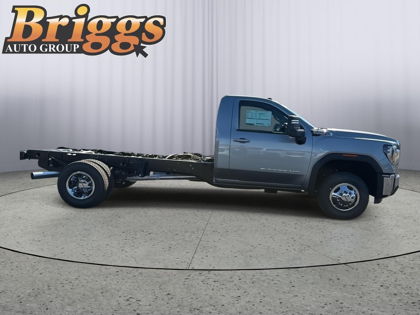 2026 GMC Sierra 3500 HD Chassis Cab SLE