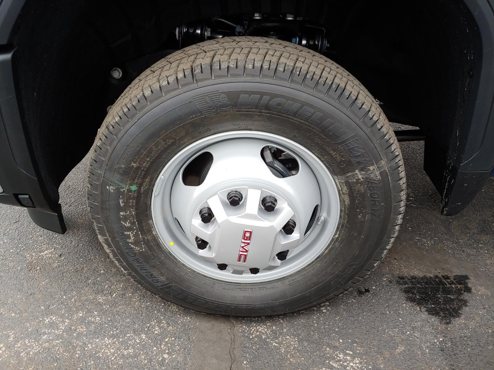 2026 GMC Sierra 3500 HD Chassis Cab Pro