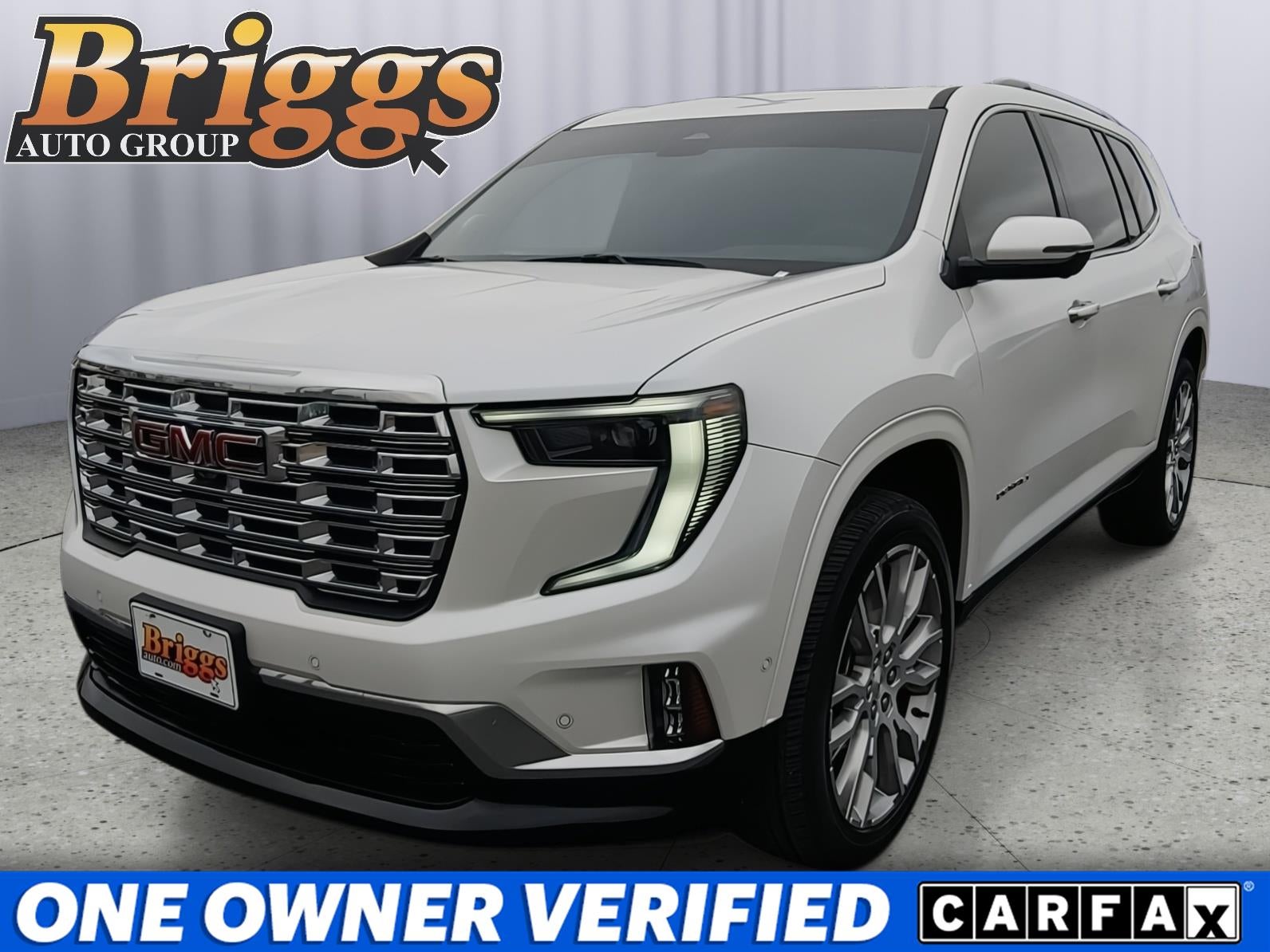 2024 GMC Acadia Denali AWD's photo