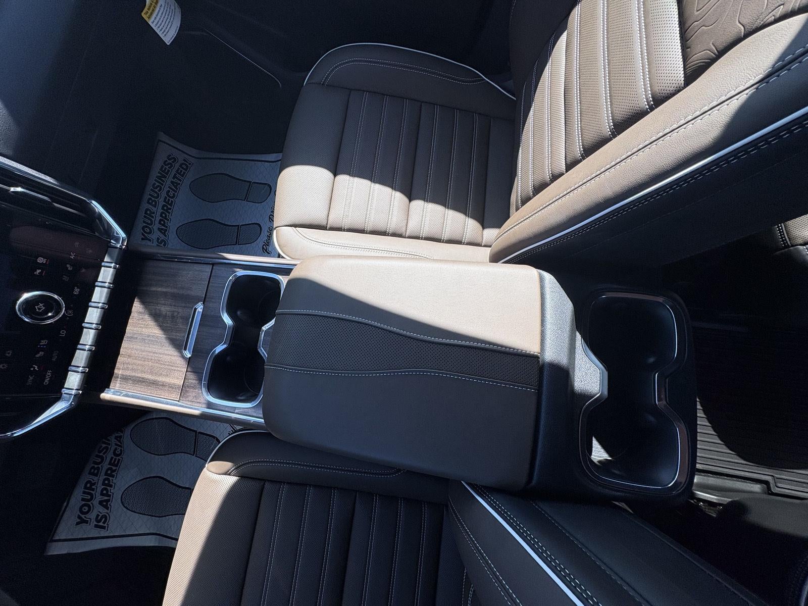 2027 GMC Acadia Denali Ultimate