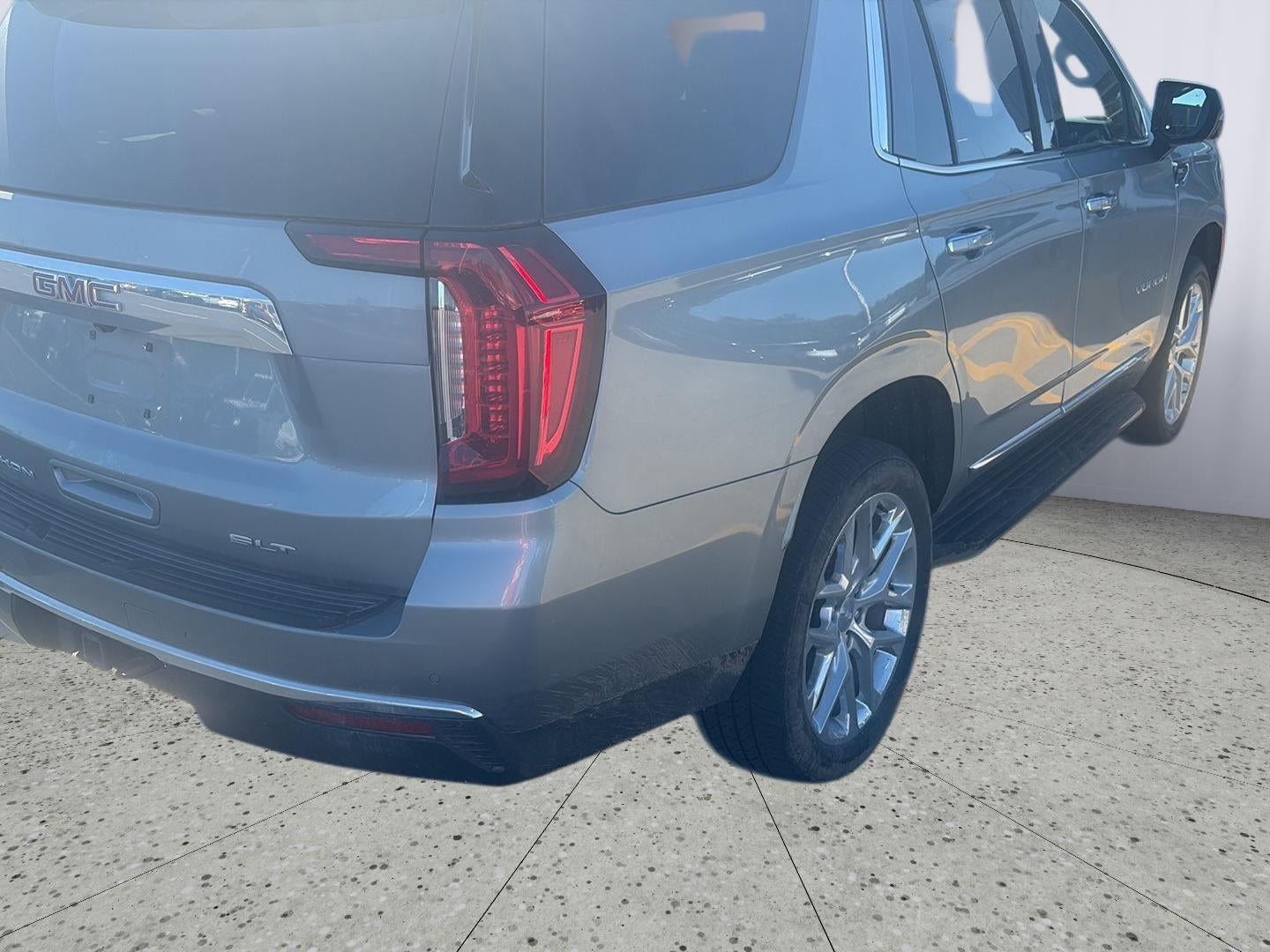 2024 GMC Yukon SLT