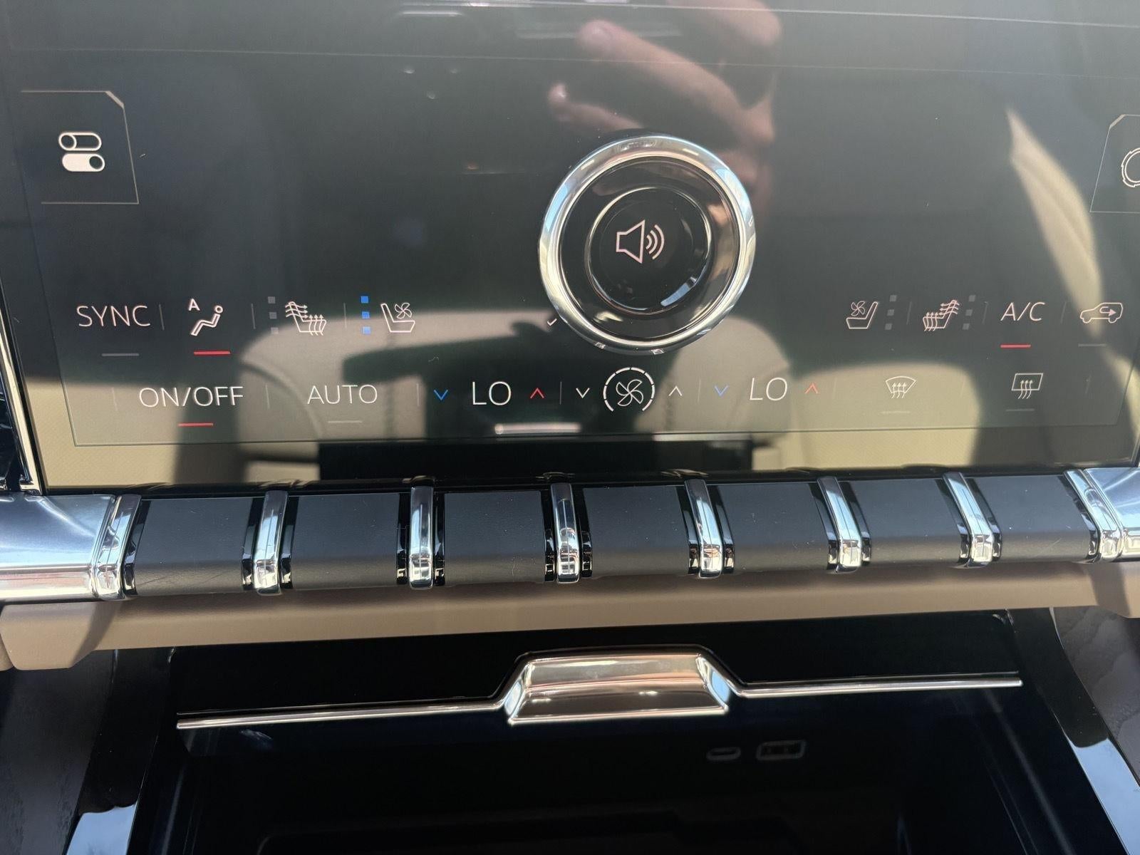 2027 GMC Yukon XL Denali