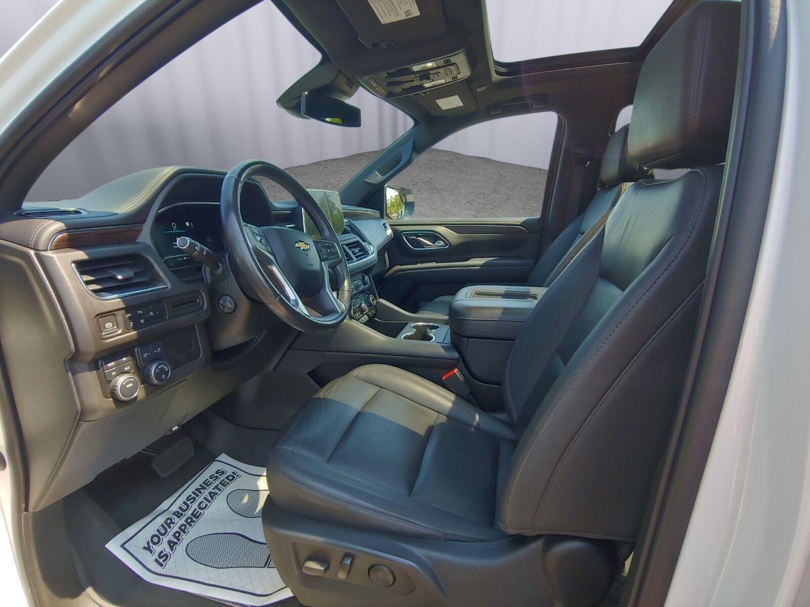 2023 Chevrolet Suburban LT