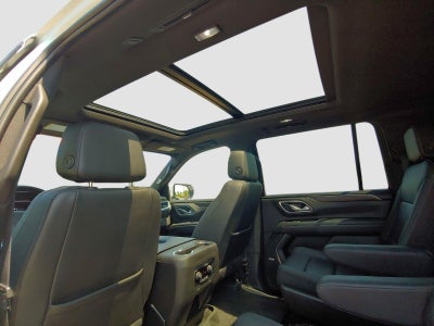 2023 Chevrolet Suburban LT
