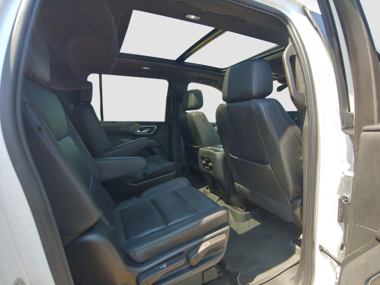2023 Chevrolet Suburban LT
