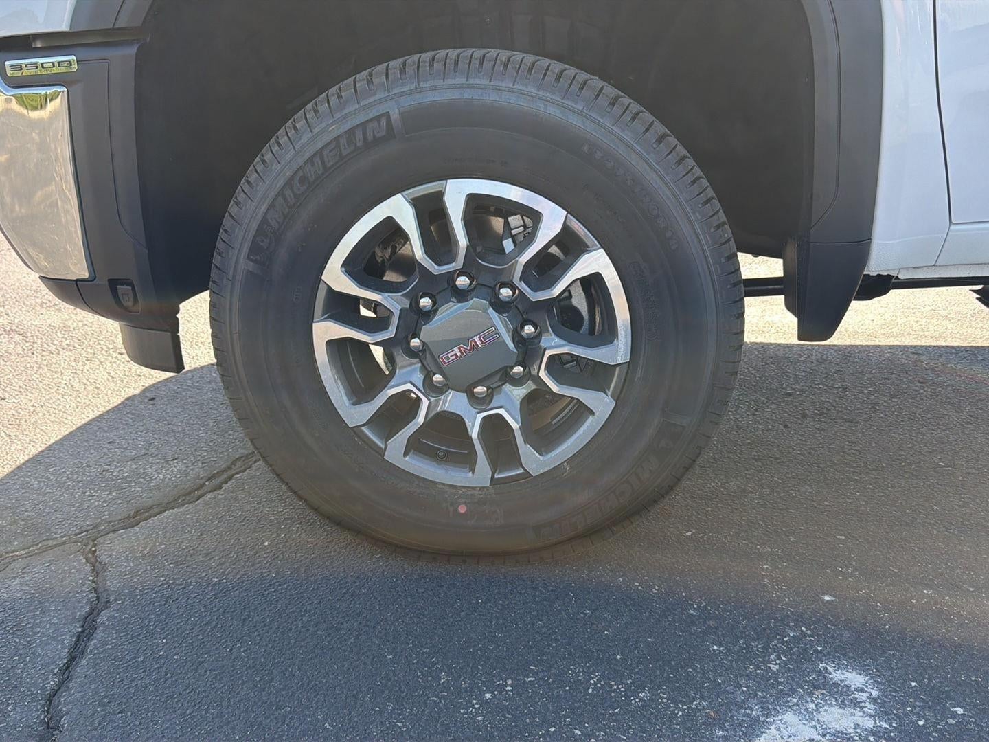 2026 GMC Sierra 3500 HD SLE