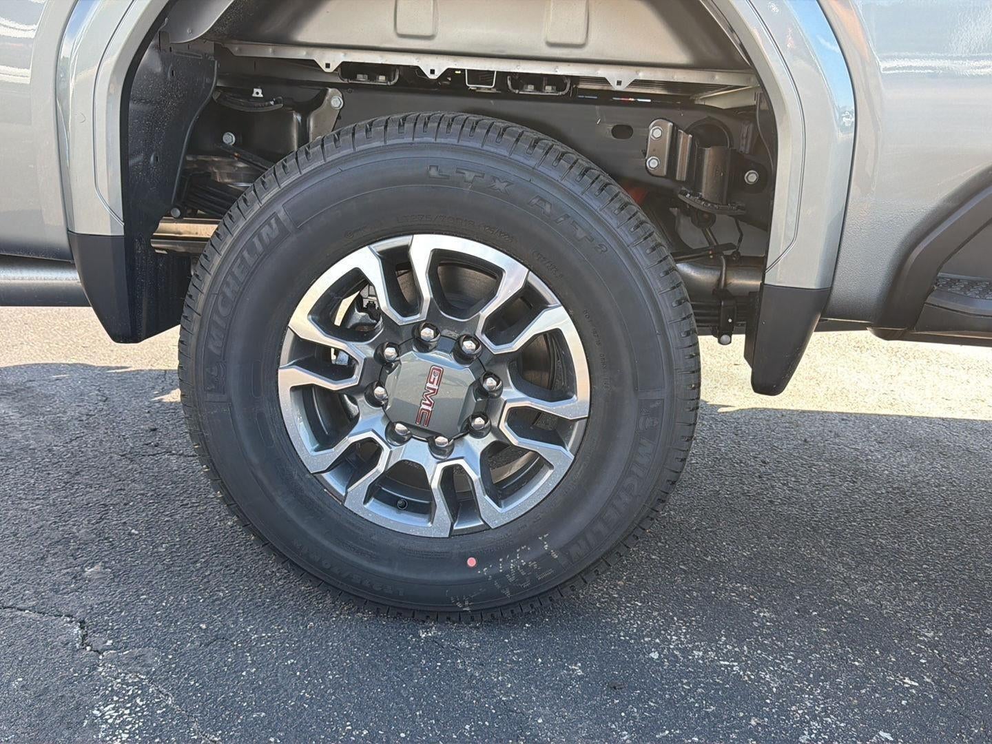 2026 GMC Sierra 3500 HD SLE