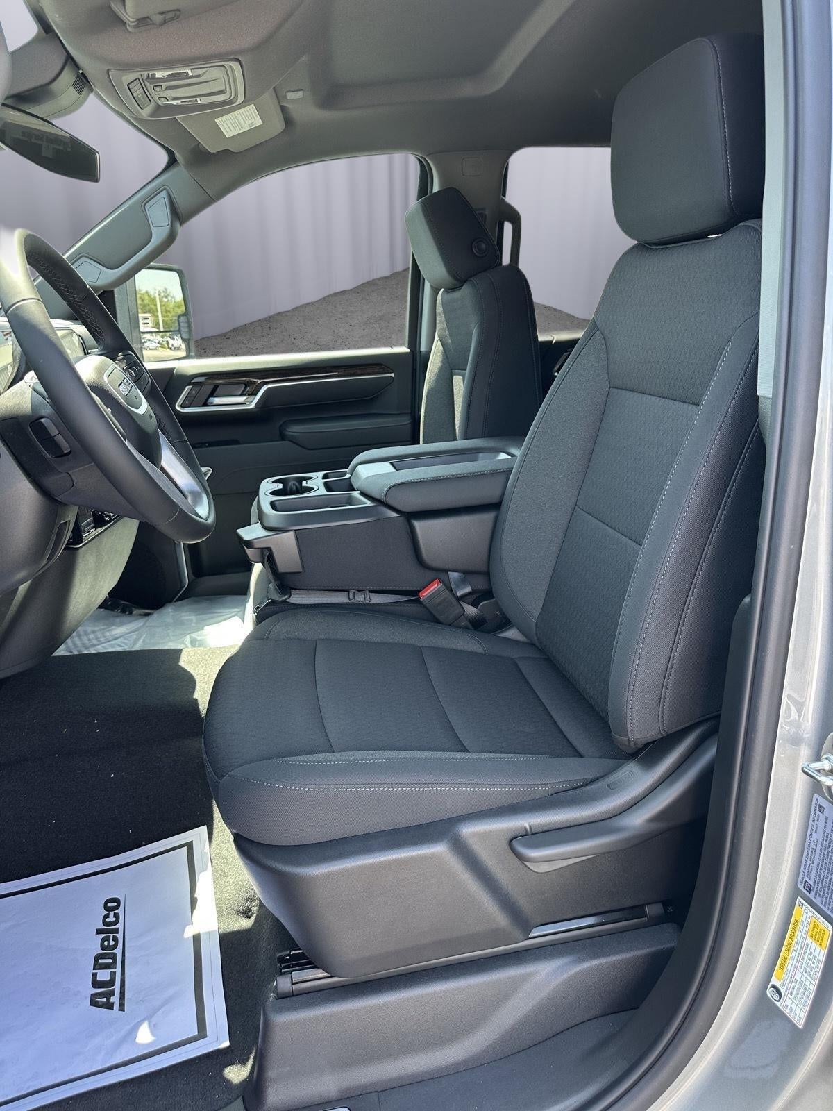 2025 GMC Sierra 3500 HD SLE