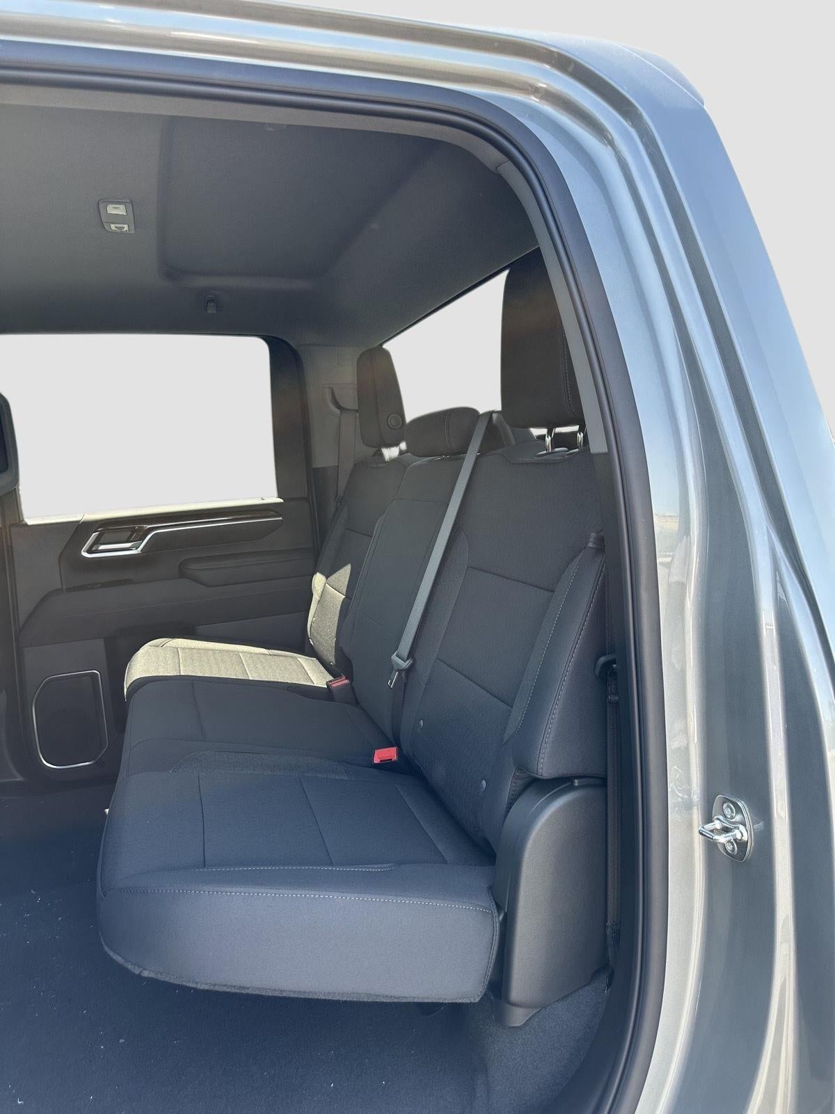 2025 GMC Sierra 3500 HD SLE