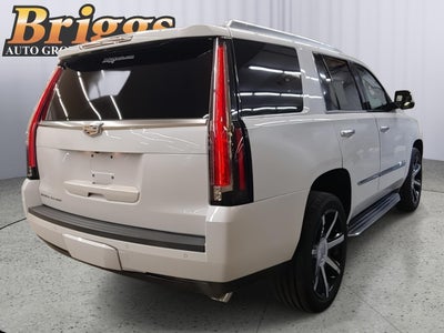 2016 Cadillac Escalade Luxury Collection