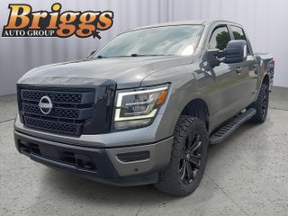 2023 Nissan Titan SV