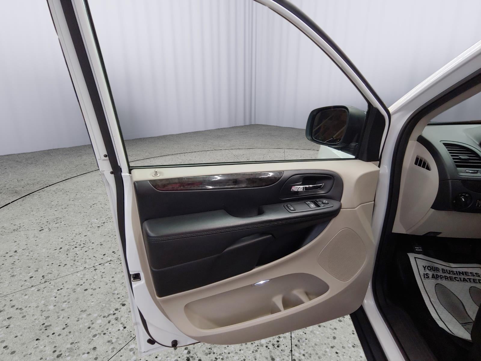 2016 Dodge Grand Caravan American Value Pkg