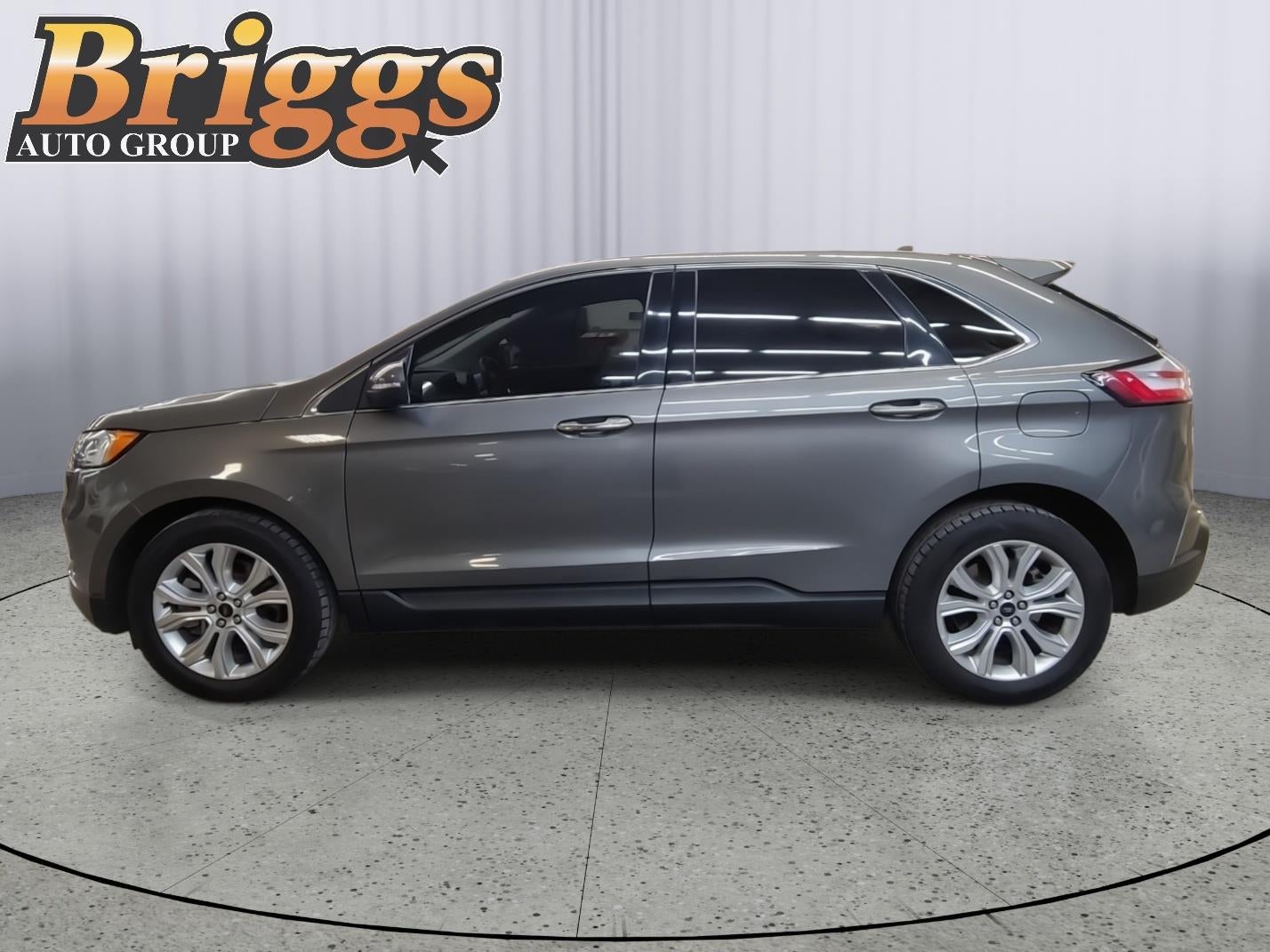 2023 Ford Edge Titanium