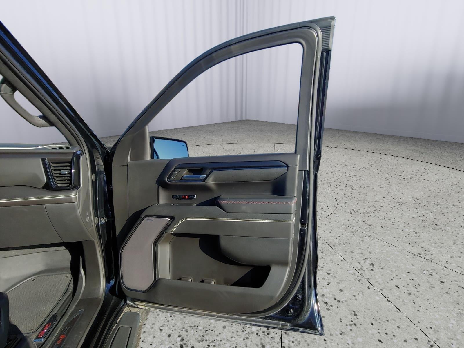 2023 GMC Sierra 1500 AT4X