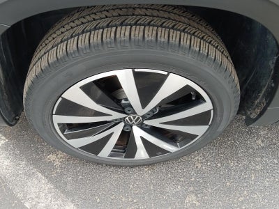 2023 Volkswagen Taos SE