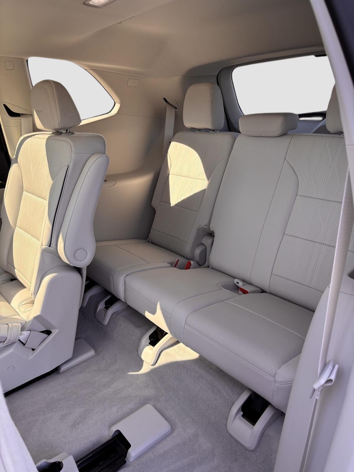 2027 Buick Enclave Avenir