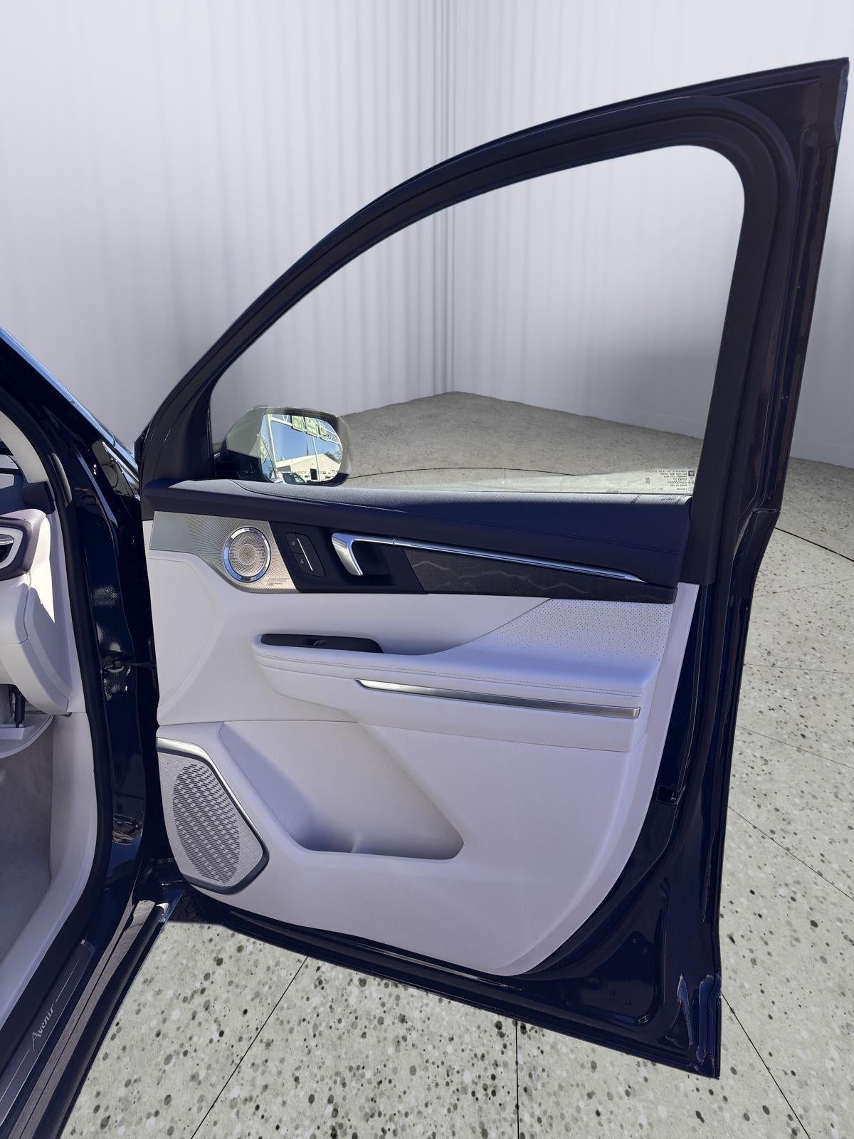 2027 Buick Enclave Avenir