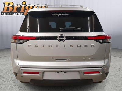 2025 Nissan Pathfinder SL