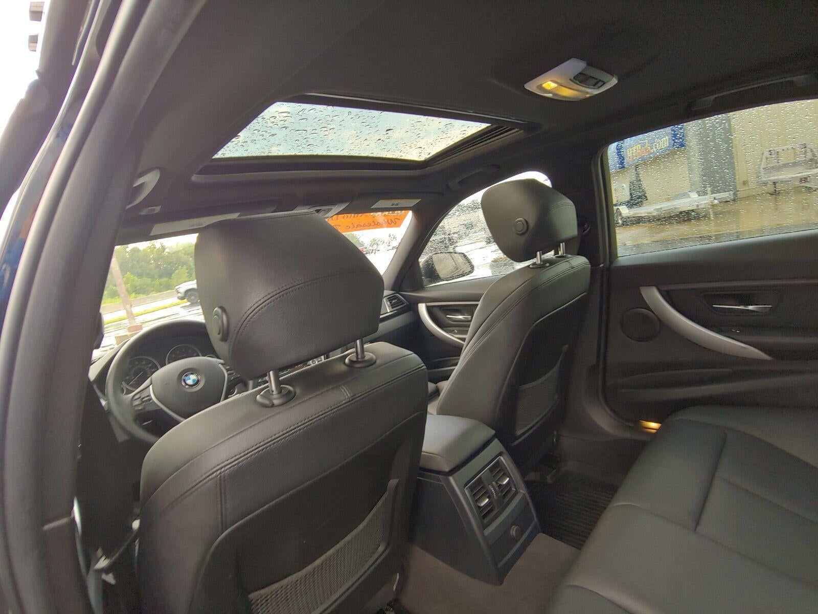 2018 BMW 3 Series 320i xDrive