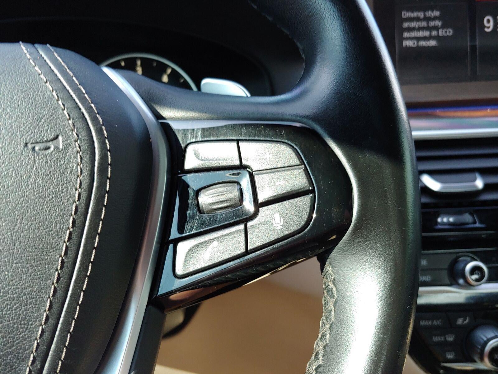 2018 BMW 5 Series 530i