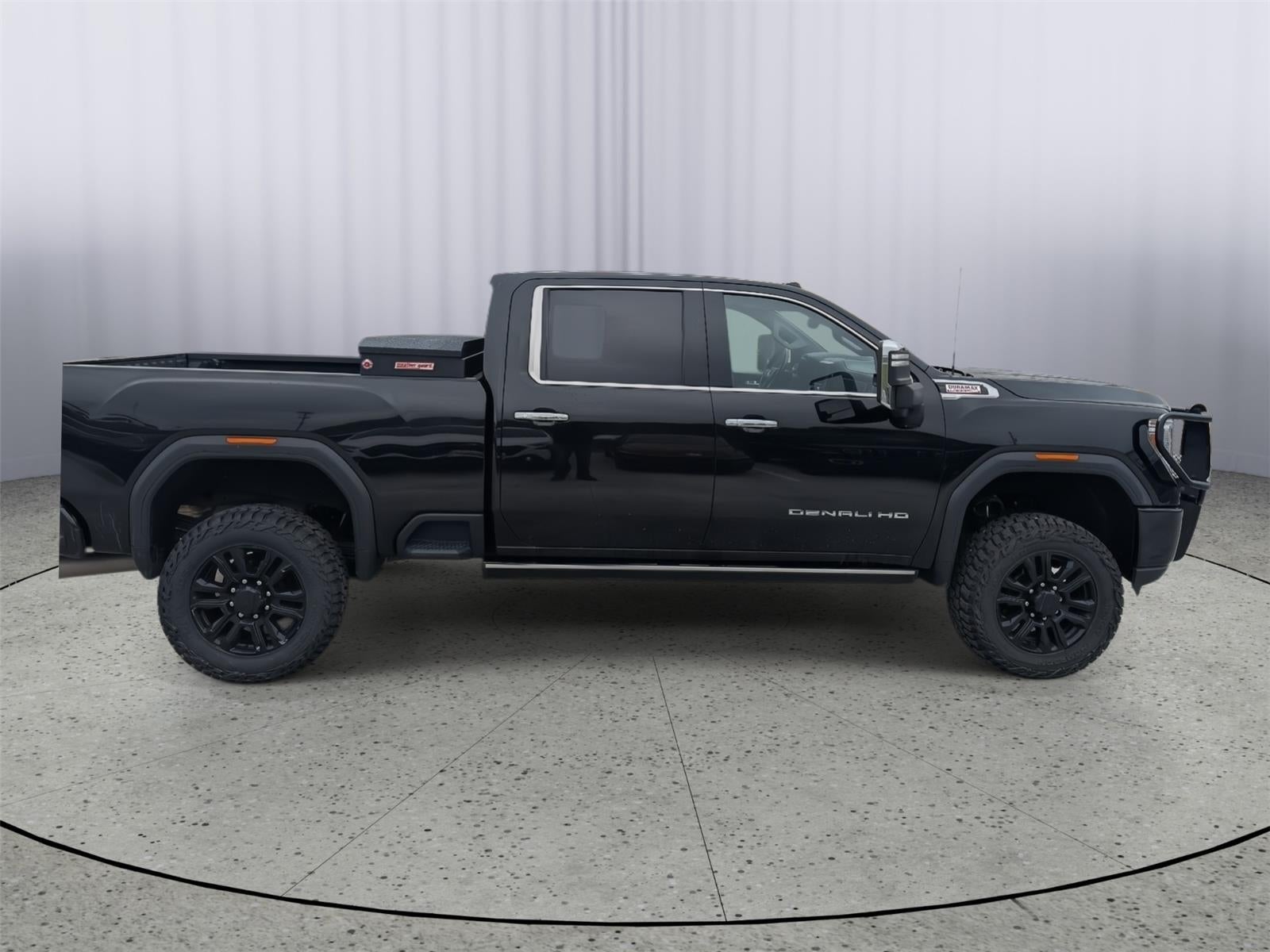 2023 GMC Sierra 2500HD 4WD Crew Cab Standard Bed Denali