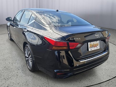 2023 Nissan Altima SV FWD