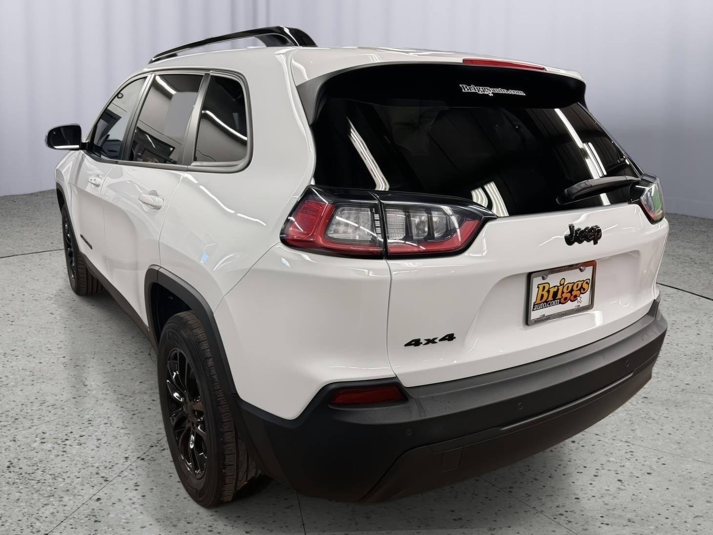 2023 Jeep Cherokee Altitude Lux