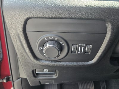 2023 Jeep Grand Cherokee Laredo 4x4