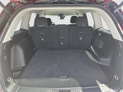 2023 Jeep Grand Cherokee Laredo 4x4