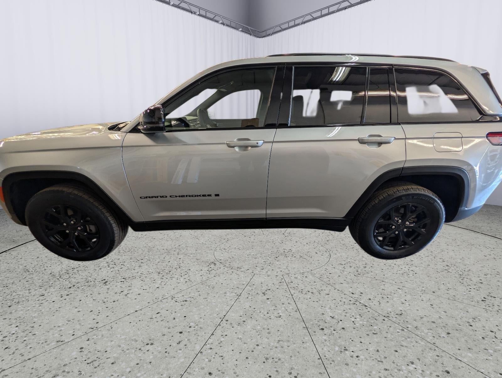 2025 Jeep Grand Cherokee Altitude 4x4