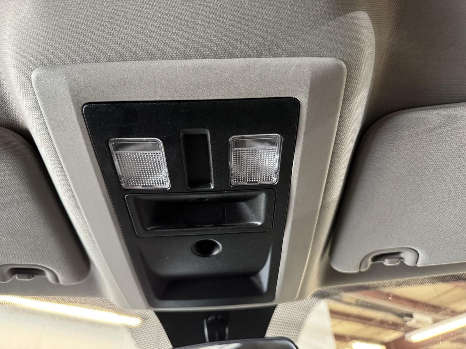 2021 RAM 1500 Classic Tradesman Quad Cab 4x2 6'4' Box