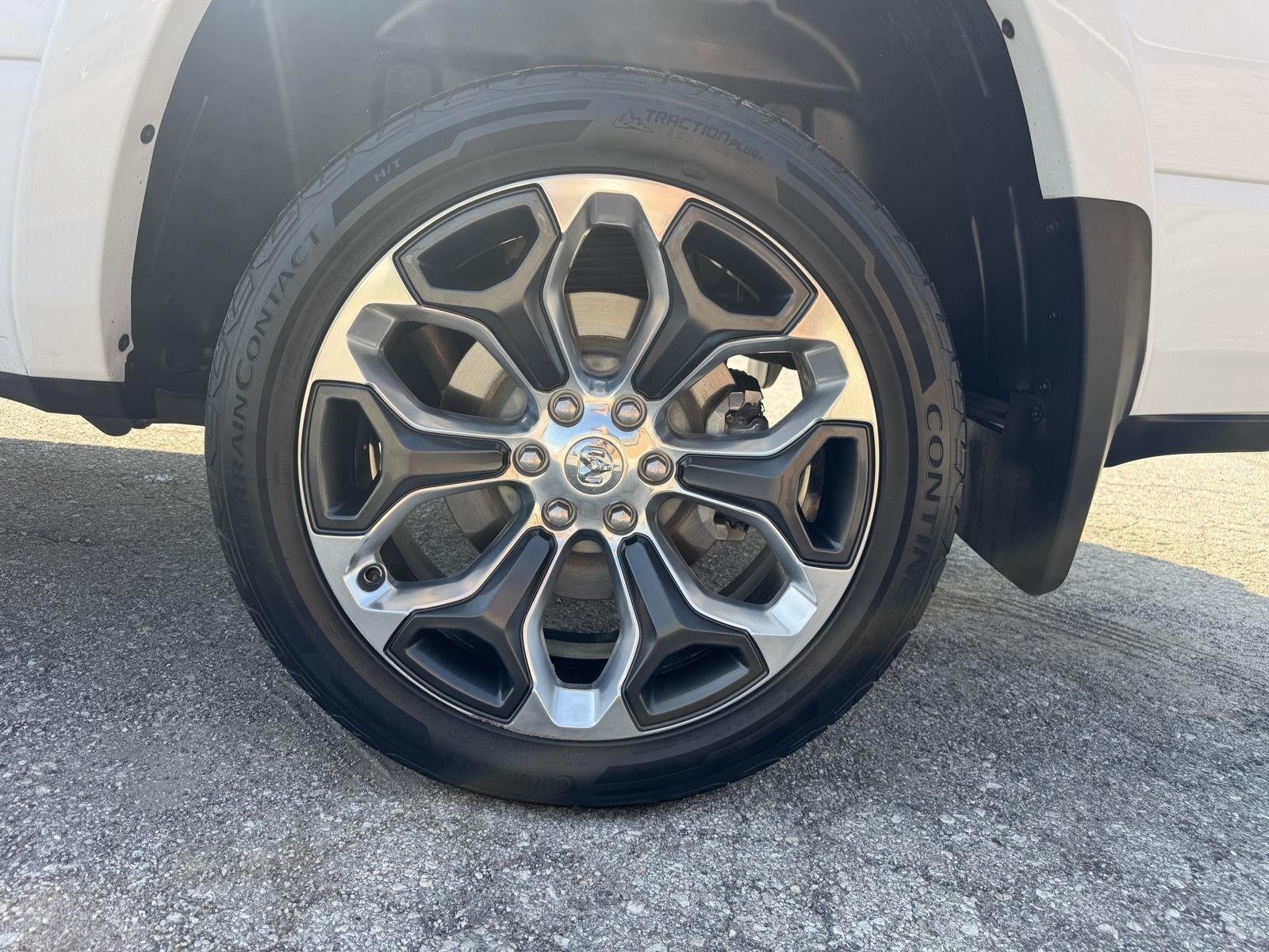 2021 RAM 1500 Limited Crew Cab 4x4 5'7' Box