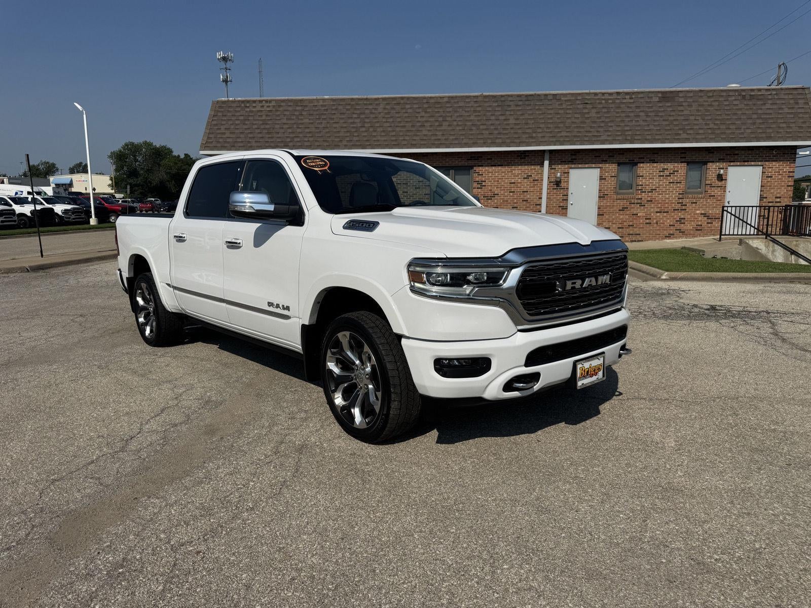 2021 RAM 1500 Limited Crew Cab 4x4 5'7' Box