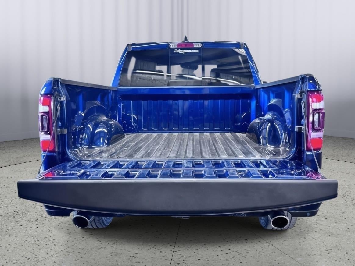 2023 RAM 1500 Laramie Crew Cab 4x4 5'7' Box