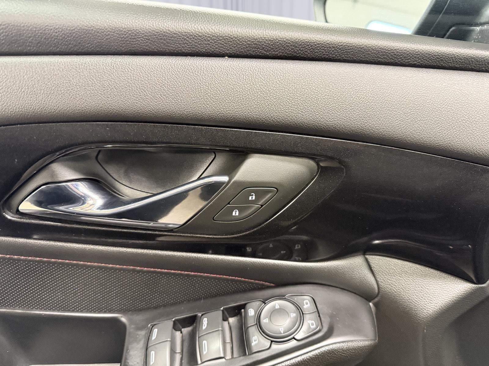 2023 Chevrolet Traverse AWD RS