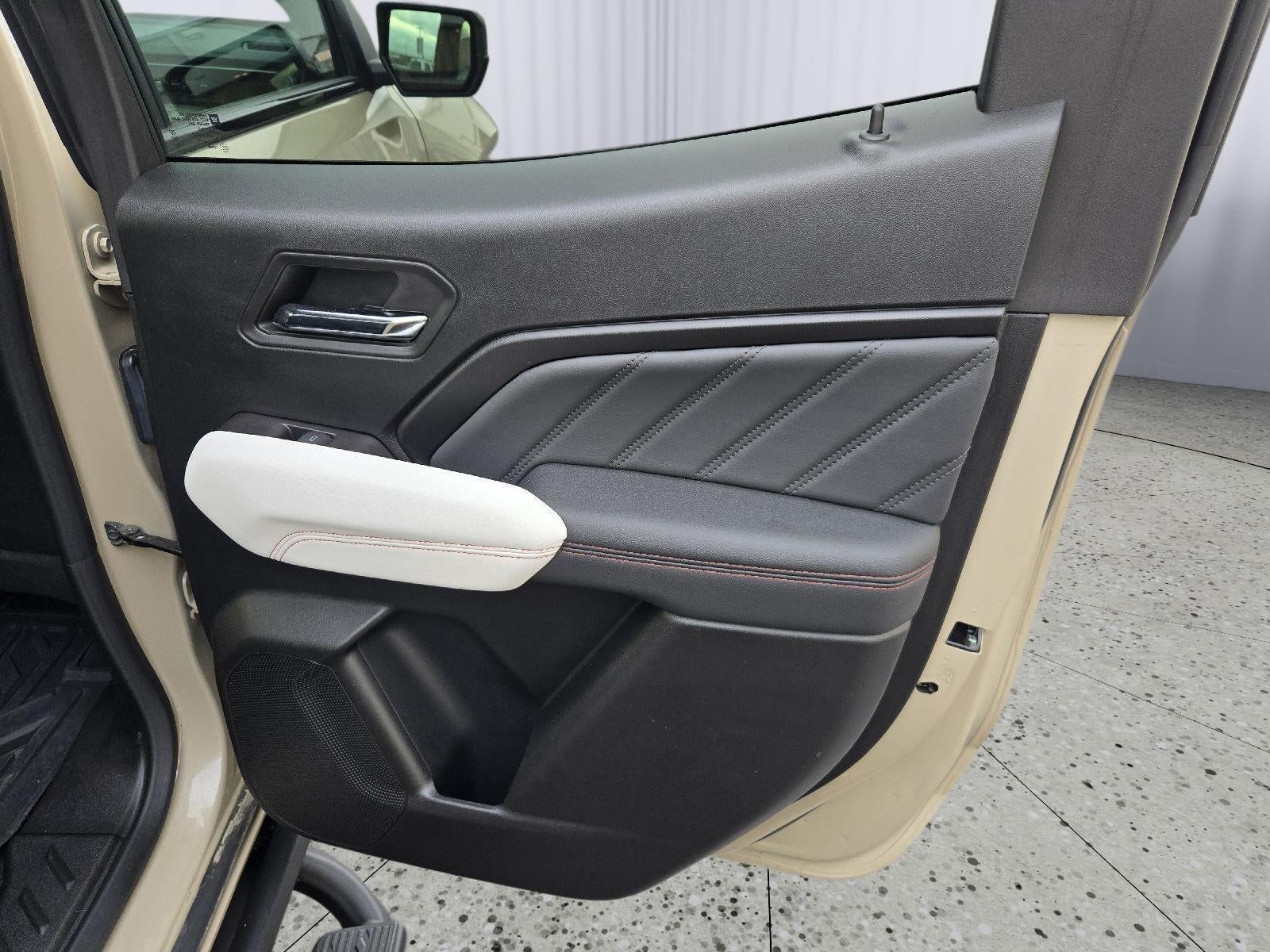 2024 GMC Canyon 4WD AT4X