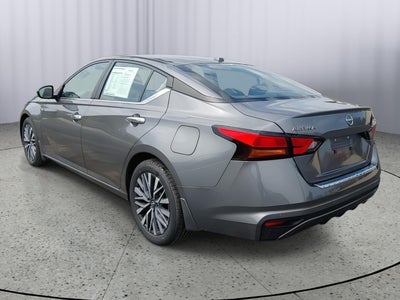 2023 Nissan Altima SV FWD