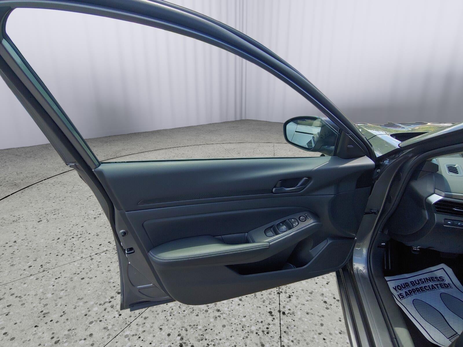2026 Nissan Altima SV FWD