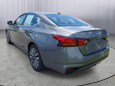 2026 Nissan Altima SV FWD